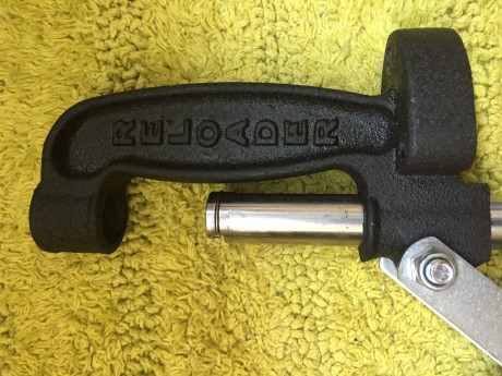 La prensa esta nueva la compro un compañero que se ha sacado el curso pero como lo quiere para ipsc vio 00