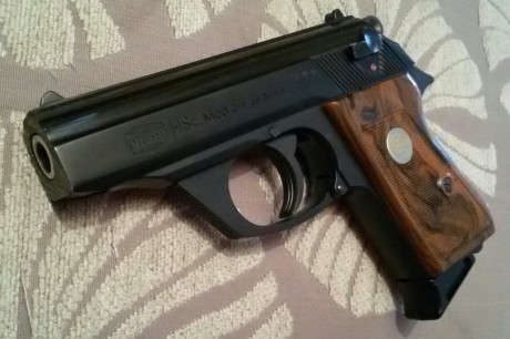   Hola chicos, vendo esta magnífica detonadora Mauser HSC84, de 1987 (marcaje de Köln IH), PTB 335 (Descatalogada), 01