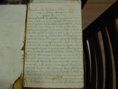 Os muestro una muestra de un librillo manuscrito por mi abuelo (93 años y aún vivo) a su paso por la escuela 01