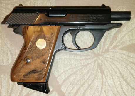   Hola chicos, vendo esta magnífica detonadora Mauser HSC84, de 1987 (marcaje de Köln IH), PTB 335 (Descatalogada), 10