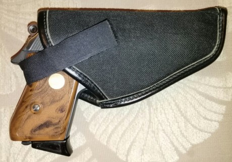   Hola chicos, vendo esta magnífica detonadora Mauser HSC84, de 1987 (marcaje de Köln IH), PTB 335 (Descatalogada), 22