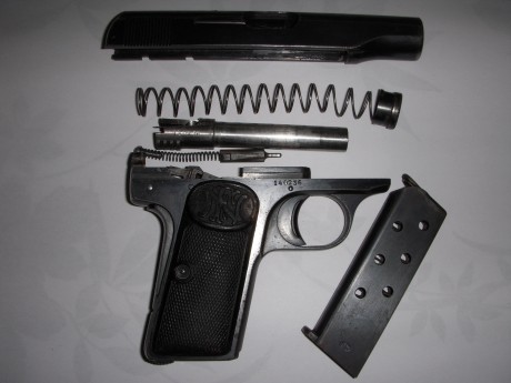 Vendo pistola FN 1910 9 corto inutilizada con certificado nominal fresado en recamara,275,00€ puesta en 00