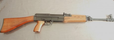 se vende VZ58 como nuevo por 700 euros+20 euros de gastos de envio
se vende con material de fábrica y 00