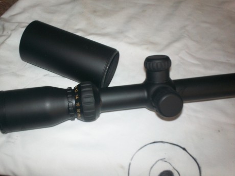 vendo visor bsa 8-32x40 mildot con sombrilla,solo lo he puesto en una replica de airsof para probar, pero 01