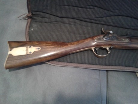 Dejo el tiro y pongo en venta todas mis armas, empiezo con un Zuavo de Armi Chiapa modelo macht del .58, 02