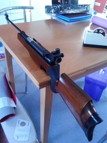 vendo esta magnifica feinwerkbau 300s en muy buen estado y perfecto funcionamiento, con su tunel y diopter 02