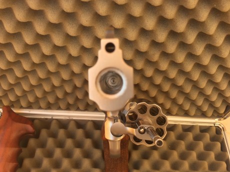 Con mucha pena vendo esta maravillosa joya que es mi hace poco adquirido revólver Smith & Wesson 627, 10