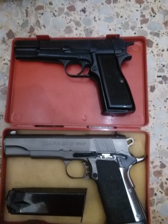 Un amigo vende estas dos armas. 250 por cada una. Si se venden juntas las deja por 450. Con la llama se 00
