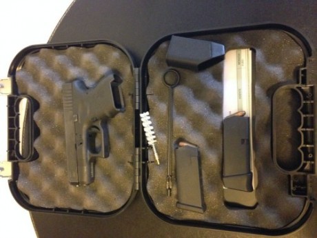 Se vende GLOCK 26 de 3ª generación. Esta en perfecto estado. apenas 200 disparos. Se vende en caja original, 02