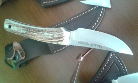 Vendo estos tres cuchillos de la Marca Muela completamente nuevos a estrenar.
se vende el lote junto. 11