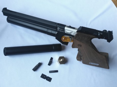 Pongo a la venta esta magnífica pistola STEYR, mod. LP1, en estado inmaculado. Pistola de Co2 proveniente 00
