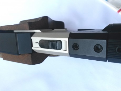 Pongo a la venta esta magnífica pistola STEYR, mod. LP1, en estado inmaculado. Pistola de Co2 proveniente 32
