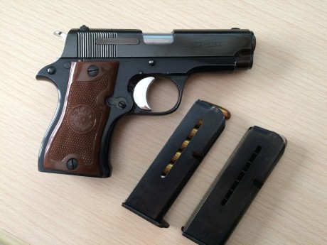 Vendo pistola en muy buenas condiciones, muy pequeña, se puede meter en un bolsillo perfectamente, se 02