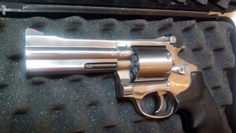 hola. estoy buscando un revolver de 4" en cal 357. no importa el modelo. saludos 22