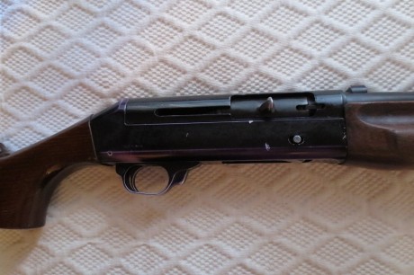 *******Se retira de la venta*******

Gracias a todos por el interés. 

Vendo escopeta Benelli 121 táctica, 11