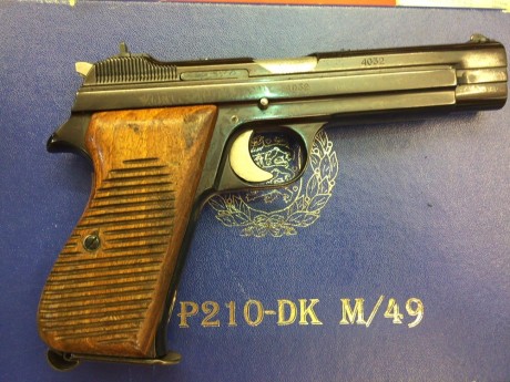 Vendo pistola SIG -P210,variante m-49 ,fabricada para Dinamarca, documentada en libro de coleccionista
calibre 01
