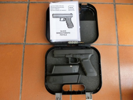 Hola, vendo glock 21 cuarta generacion, comprada en Armeria  Marcos con los siguientes extras: MIra regulable, 10