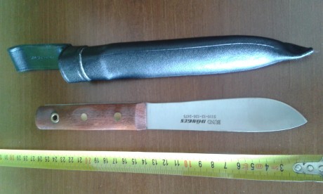 Vendo este cuchillo alemán estilo puko, numero de serie en funda y hoja. Completamente nuevo.

Precio 00