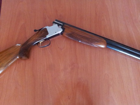 Vendo escopeta calibre 12 marca Laurona modelo SP en perfecto estado estético y de funcionamiento por 10