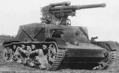 En octubre de 1936 llegaron a España los primeros T-26. En Archena se creó la Escuela de Fuerzas Blindadas 40