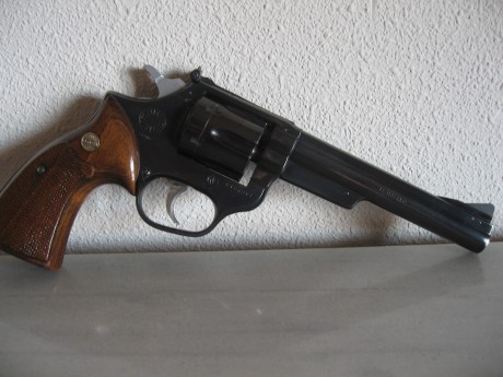   VENDO REVOLVER ASTRA 960, CAÑON 6 PULGADAS, CALIBRE 38  

Revolver en excelente estado, tanto el estriado 02