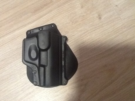 Bueno pues pongo en venta las siguientes cosas:
-- kit original checoslovaco para VZ58 y clones para tener 40