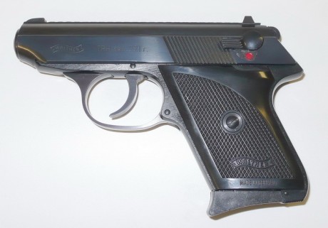 ¿Alguien ha catado esta pistola de Walther?.

 :roll: 00