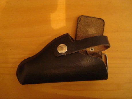  DSC06539.JPG 

Funda para Star CO de los años 50, 20€ con envío en península. 00