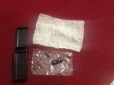 Bueno pues pongo en venta las siguientes cosas:
-- kit original checoslovaco para VZ58 y clones para tener 00