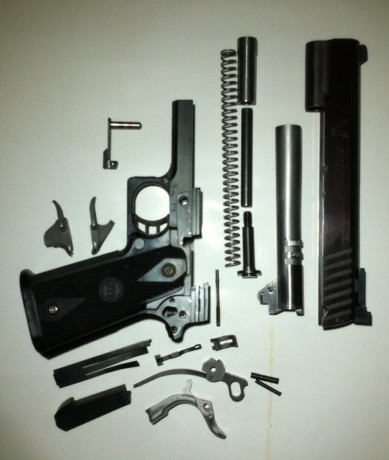OPORTUNIDAD PARA INICIARSE EN IPSC.

  Pongo a la venta Pistola STI  Eagle 5.1  calibre 40 SW en perfecto 00
