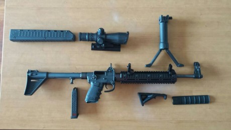 Hola vendo Kel-Tec con Raíl para acoplar cualquier elemento 
El raíl esta pasado a métrico 
El arma esta 00