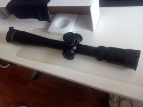 :zebFat: Buenos días.

Vendo este visor Mueller sin estrenar. Diámetro 30mm. No ha sido montado ni una 00