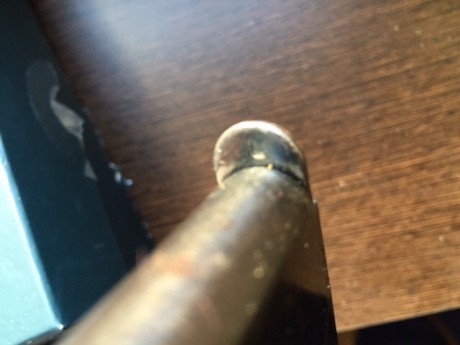 Hola. 
Busco un cargador para la pistola Colt modelo M1911A1 de los fabricados y usados durante el periodo 72