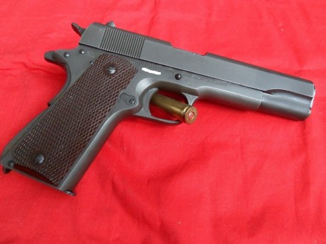 VENDIDA, gracias a todos por los comentarios sobre el arma.


Hola, para hacer sitio y con pesar vendo 01