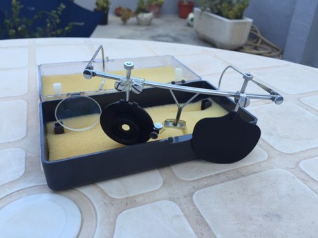 VENDO GAFAS KNOBLOH COMPLETAS INCLUIDA LA LENTE. ESTAN NUEVAS. PRECIO: 125€ CON ENVÍO INCLUIDO. INTERESADOS 01