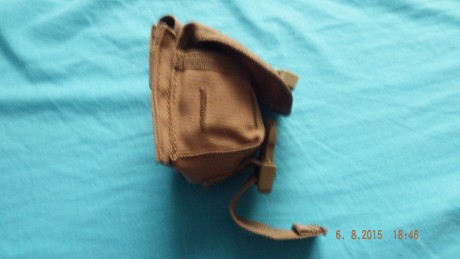Portagranadas en color coyote.Valido como pequeño bolsito multiuso.

Es de la marca americana CONDOR Tactical, 00