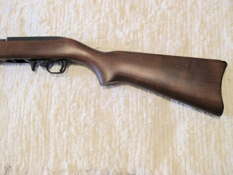 Cambio carabina Ruger 10/22 prácticamente sin usar (solo pruebas), el arma esta en Barcelona, si alguien 00