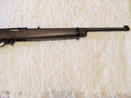 Cambio carabina Ruger 10/22 prácticamente sin usar (solo pruebas), el arma esta en Barcelona, si alguien 10