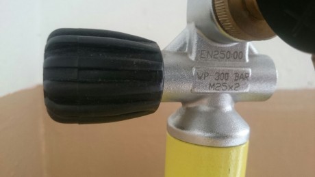 compaňeros pues lo dicho vendo varias cosas, estan en muy estado, se pueden ver y Probar:
Vendo botella 11