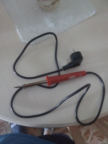 Vendo estañador de 25w, por que me han regalado uno mejor 
 IMG_20150809_121117_1.jpg 

 IMG_20150809_121117.jpg 00