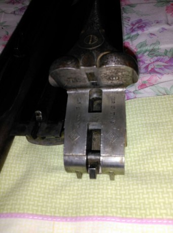 Buenos dias, un conocido a encontrado en una herencia una escopeta...es una Victor Sarasqueta, pero no 00