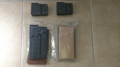 Hola, vendo lote de cargadores para Cetme C. Está compuesto por 2 cargadores originales usados de 5 disparos 00