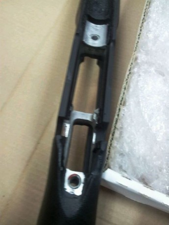 Hola.
Un amigo vende una culata para rifle de precisión. Estaba montada en una acción Remington 700.
Tiene 02