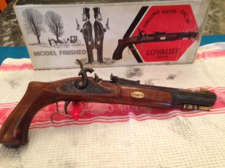 Hola, a ver si me podéis ayudar, me gustaría obtener información de esta pistola de avancarga, es una 31