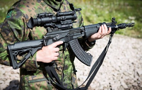 El Comandante del Ejército finlandés, el teniente general Seppo Toivonen dijo que Finlandia tiene previsto 00