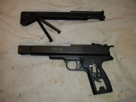 Hola compañeros
Tengo una weihrauch hw 45 (la compré nueva hace menos de un año y ha tirado unos 700 tiros) 20