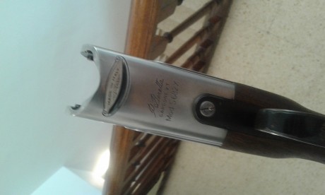 se vende beretta 682 con chokes fijos 76 d cañon maderas al aceite bascula pulida los cañones no estan 00
