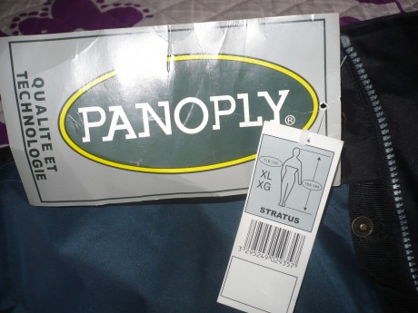 Hola un saludo a todos. Quisiera cambiar un chaquetón de trabajo para invierno por un pantalón camuflaje 01