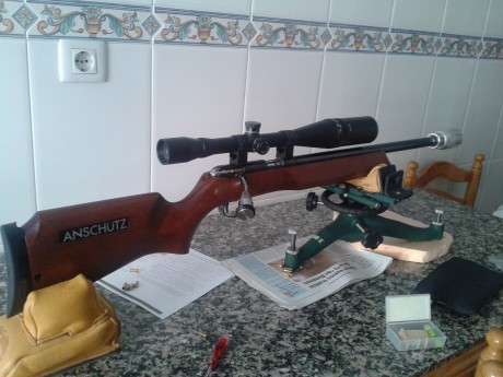 Los detalles del equipo de bench rest se encuentran aquí:
https://www.armas.es/foros/rifles-carabinas-segunda-mano/anschutz-64-s-br-equipo-br-1017795?p=2901355#p2901355
Cambiaría 01