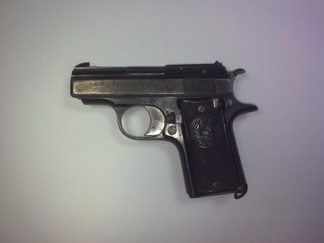 He visto esta pistola STAR del .380, pero no se qué modelo es. 00